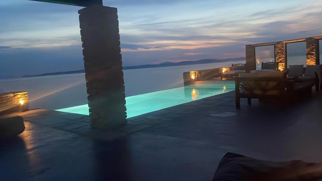 Villa Carpe Diem: Sea & Sunset View In Kea Island Ioulis Exterior photo