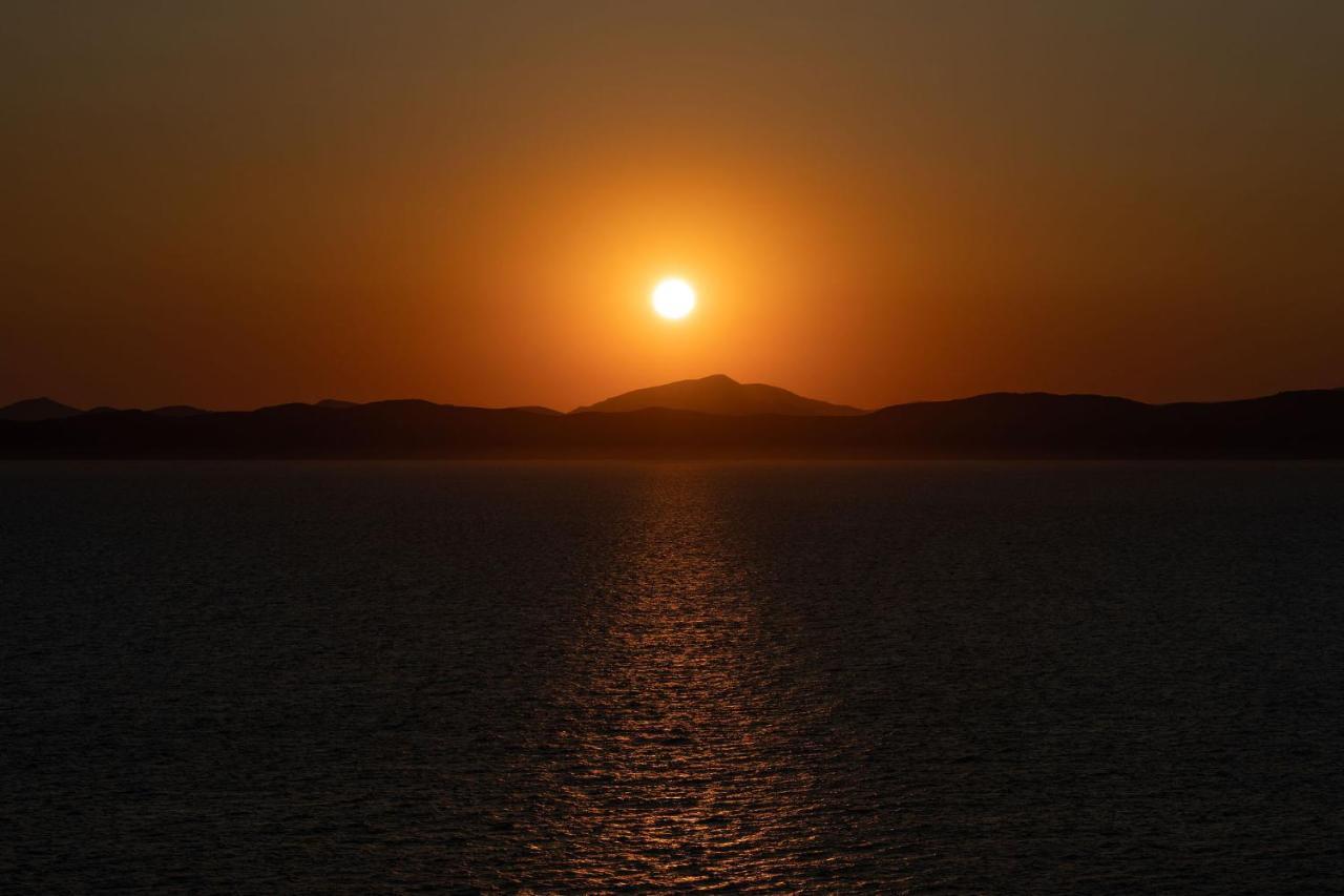 Villa Carpe Diem: Sea & Sunset View In Kea Island Ioulis Exterior photo